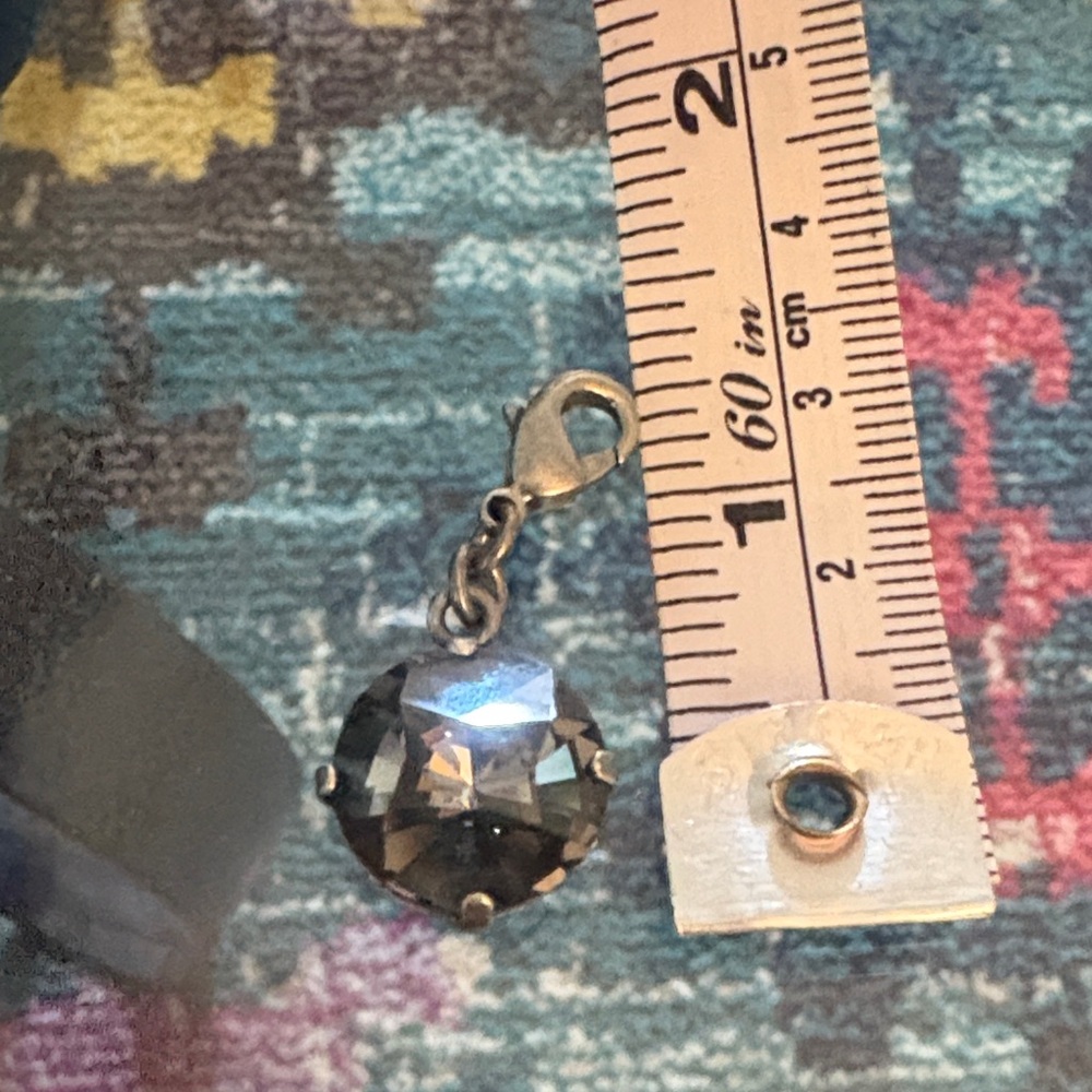 Sabika Silver and Black Crystal pendant